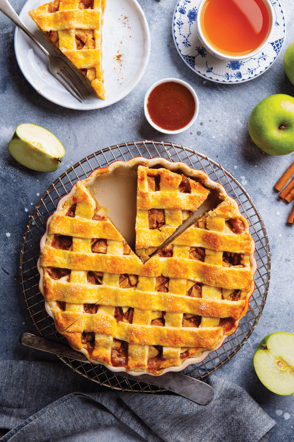 Classic Apple Pie - Home Sweet Farm Home